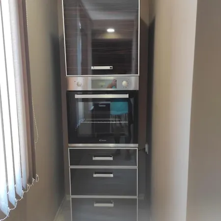 етаж от къща - ками Apartament Plevna