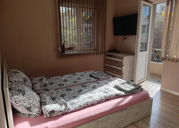 شقة етаж от къща - ками *